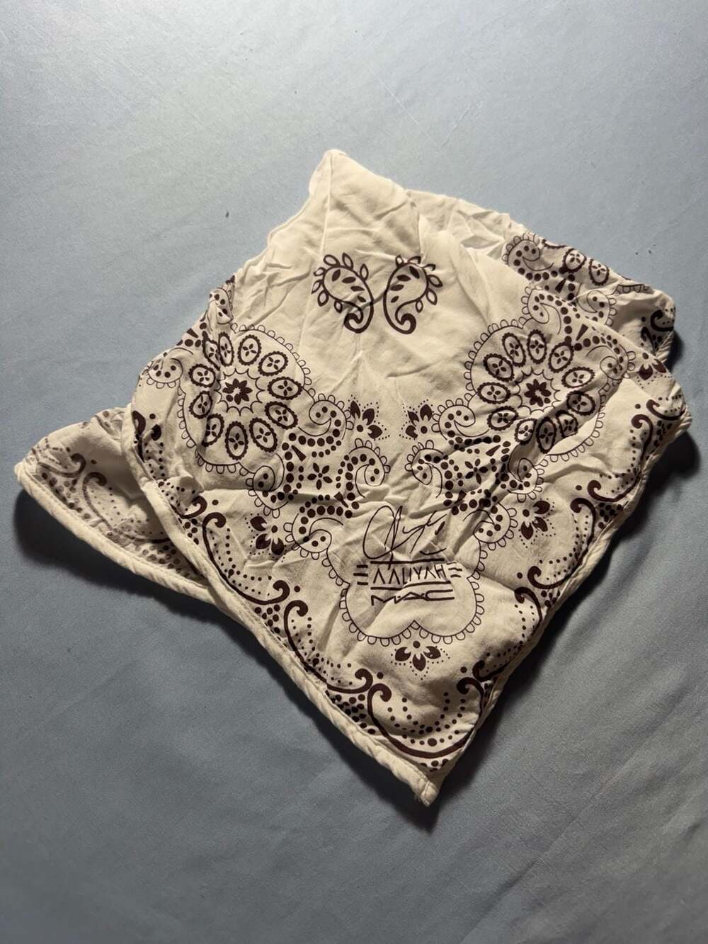 Mac Cosmetics Aaliyah Special Edition Paisley Bandana